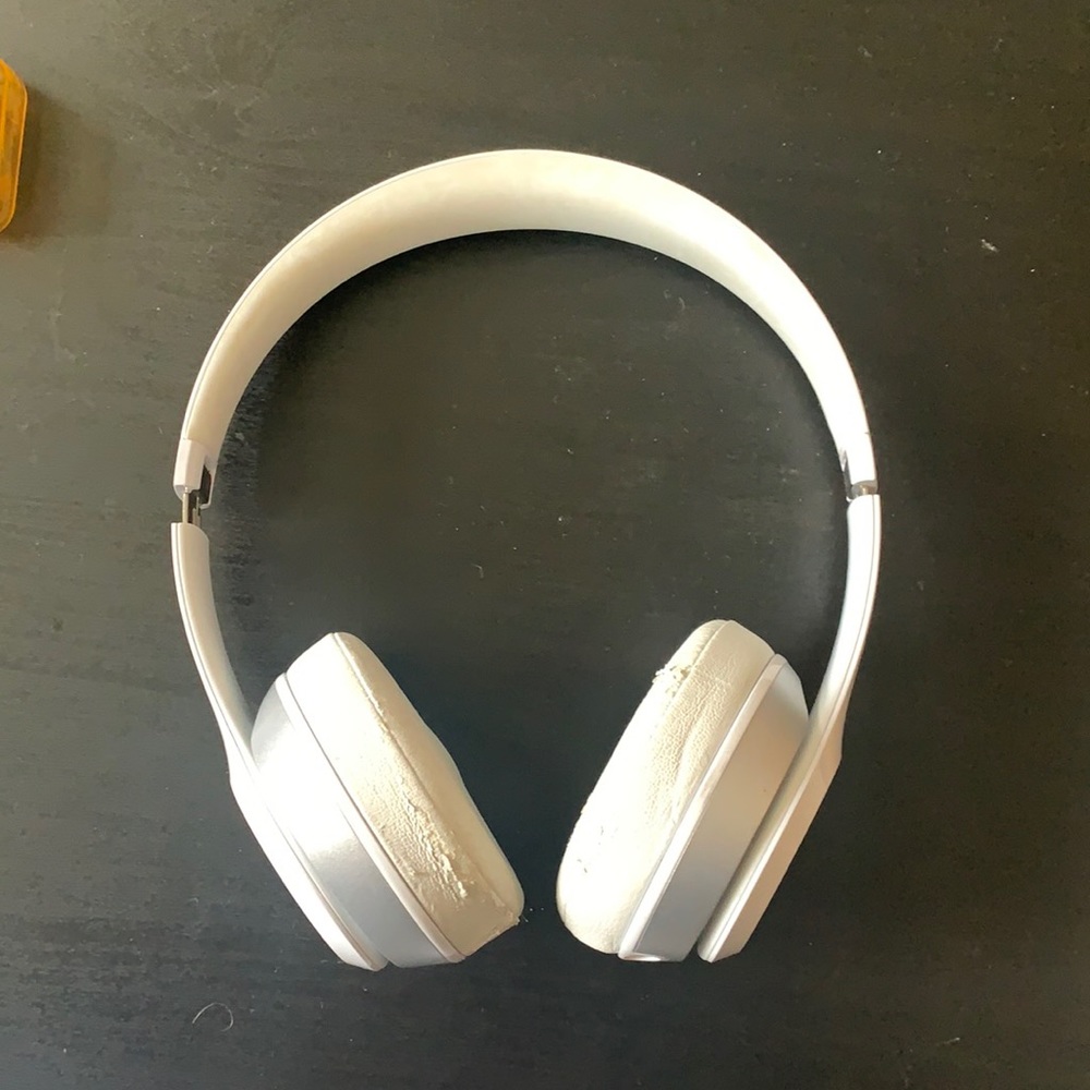 Beats Solo